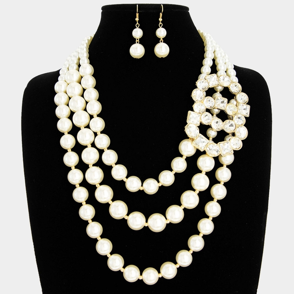 Cream Pearls Gold Crystal Necklace Set Cluster Stone Double Circle Statement Bib